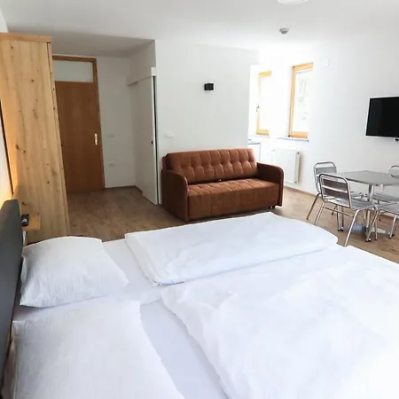 Lägenhet Katrca Bezigrad *