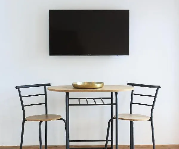 Katrca Bezigrad Apartman *