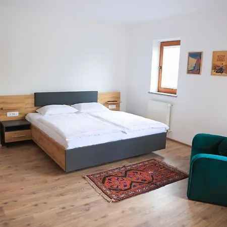 Katrca Bezigrad Apartmán *