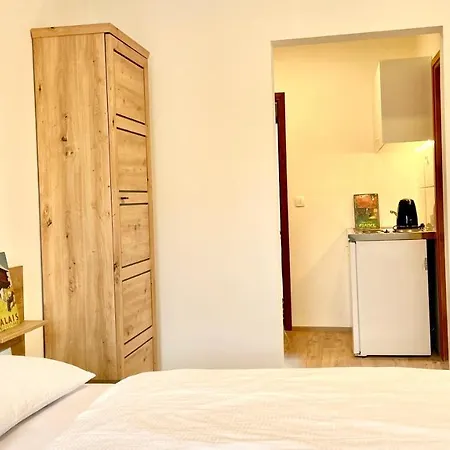 Katrca Bezigrad * Любляна