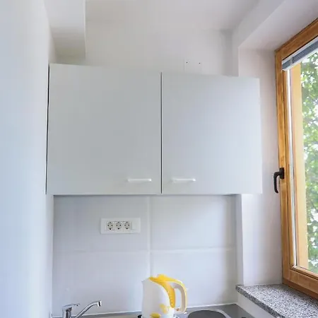 Katrca Bezigrad * Liubliana